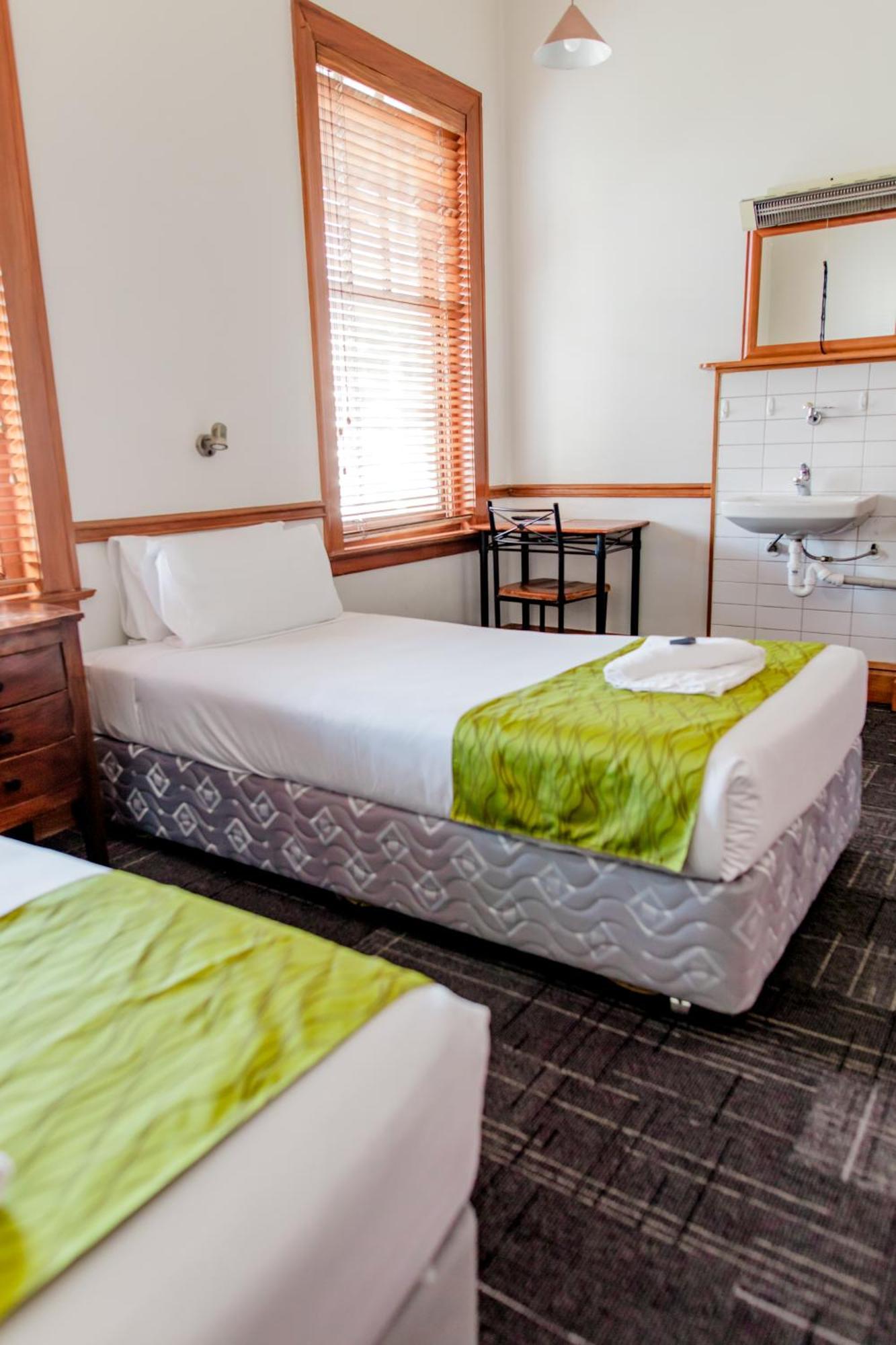 The Cambridge Hotel & Backpackers Wellington Zewnętrze zdjęcie